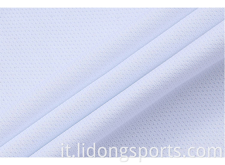 100% poliestere Stampa a sublimazione digitale Set di uniformi da calcio personalizzate per la maglia da calcio a buon mercato